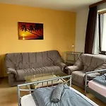 Schoenes Einfaches In Проживание в семье *